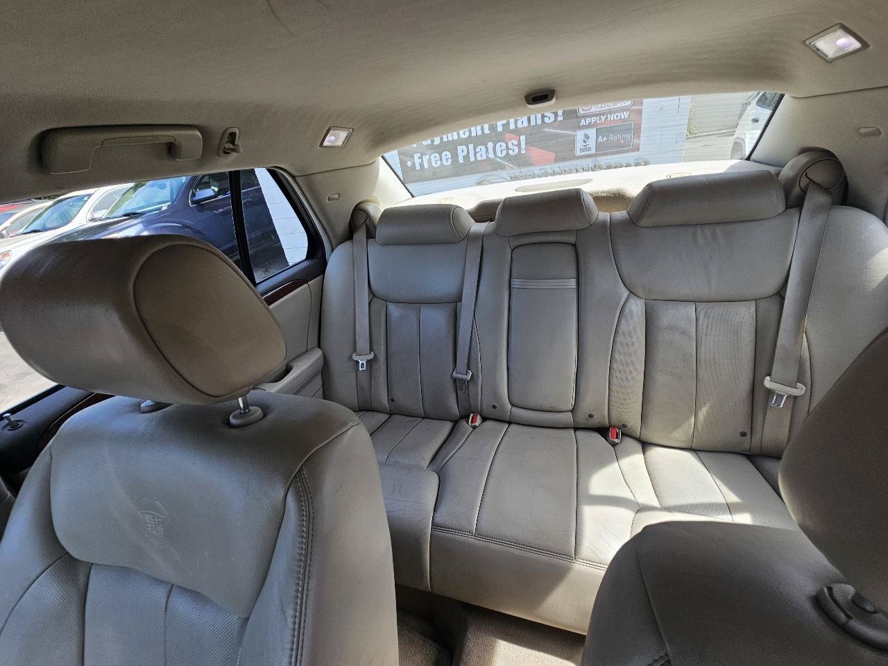 Used 2007 Cadillac DTS Luxury I w/ Trunk Convenience Package FWD image 21