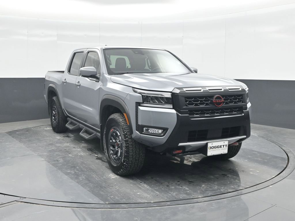 Used 2025 Nissan Frontier PRO-4X image 8