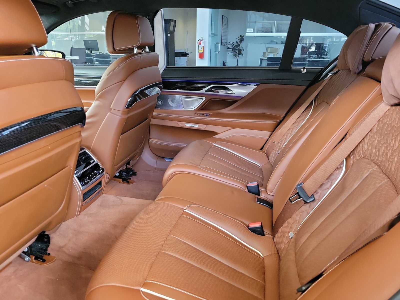 Used 2018 BMW M760i xDrive AWD/4WD image 12