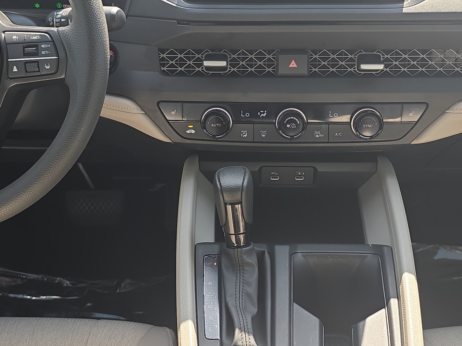 Used 2025 Honda Accord SE image 12
