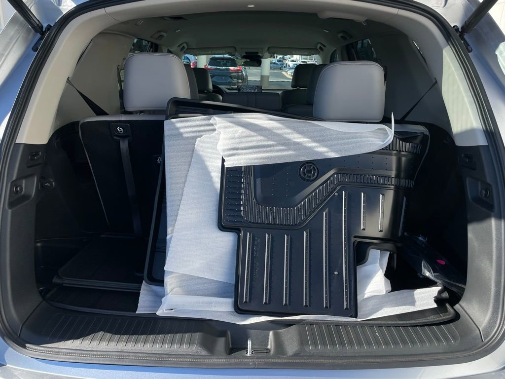 Used 2025 Honda Pilot EX-L image 40