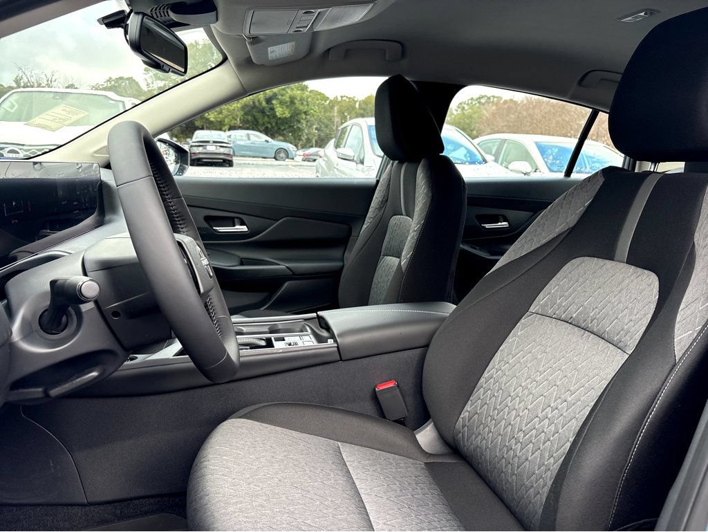New 2026 Nissan Sentra SV w/ SV Convenience Package FWD image 18