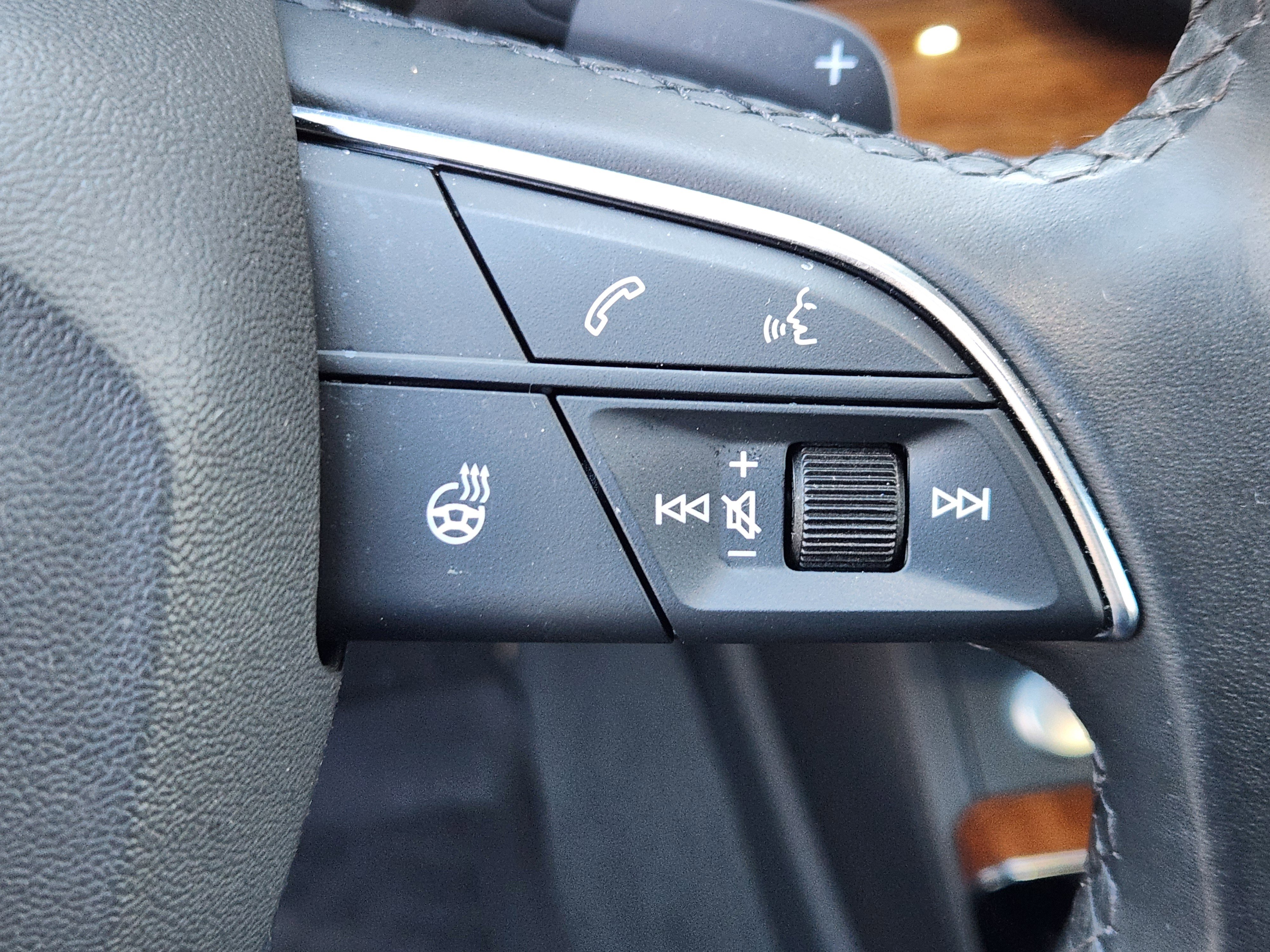 Used 2023 Audi Q5 2.0T Premium w/ Convenience Package image 24