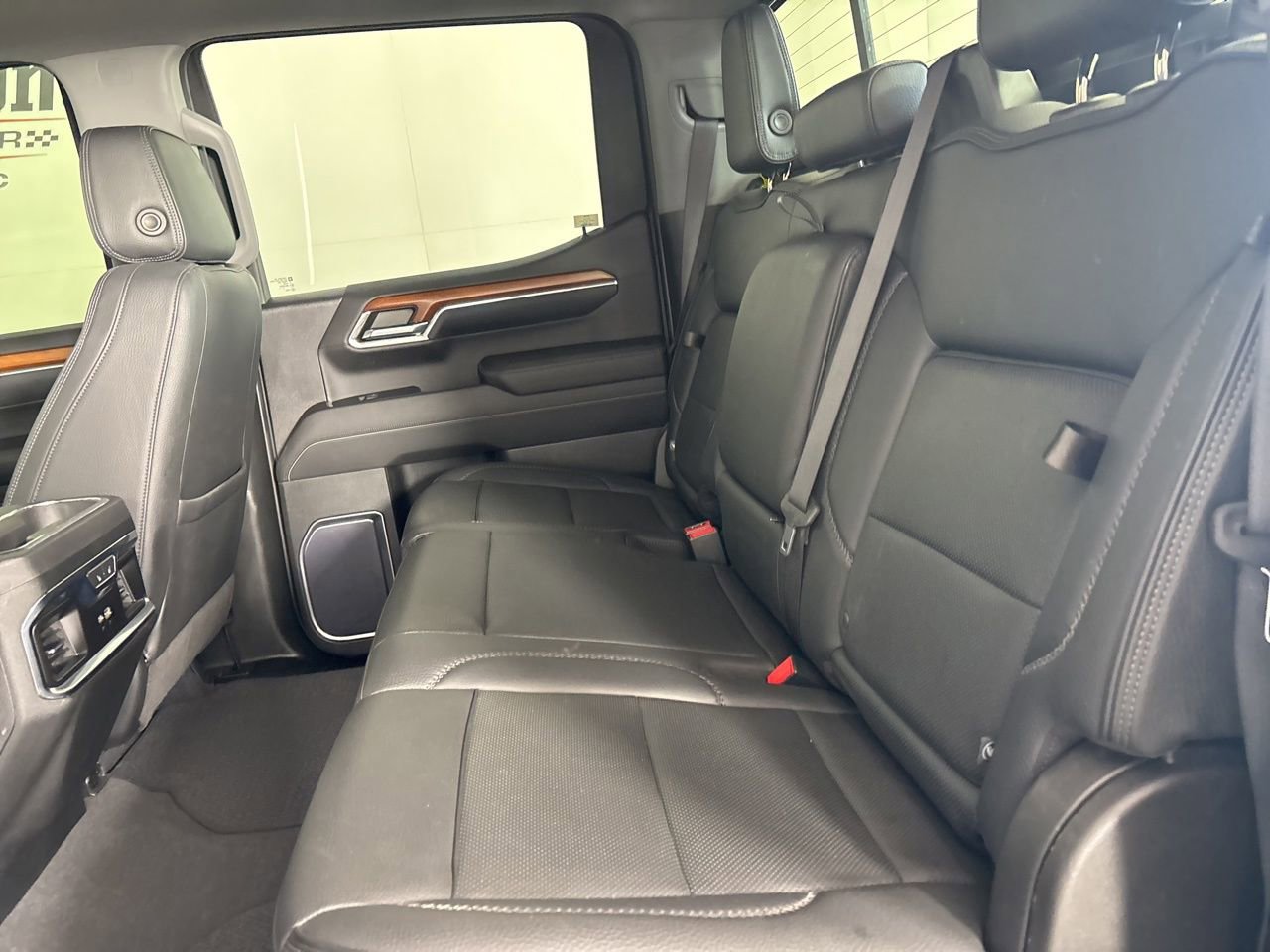 Used 2023 GMC Sierra 1500 Denali AWD/4WD image 24