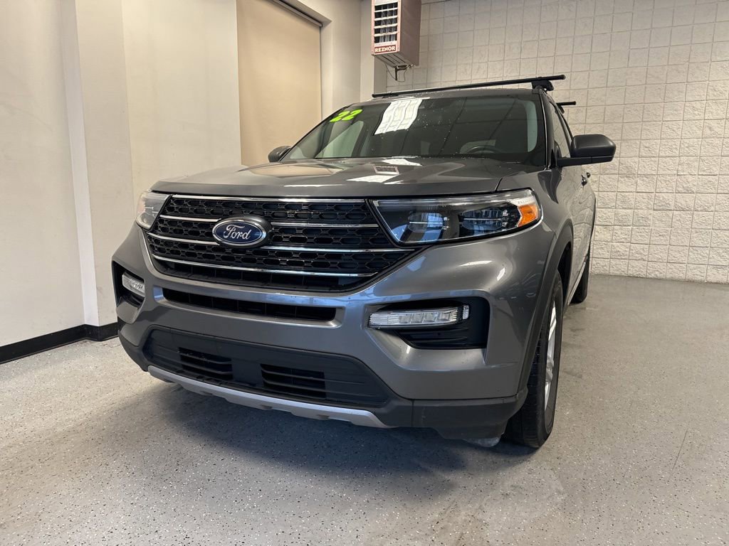 Certified 2022 Ford Explorer XLT w/ Equipment Group 202A image 32