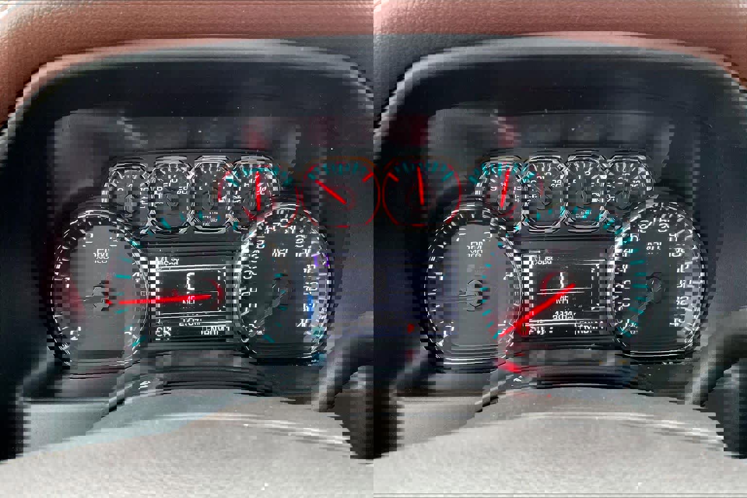 Used 2015 Chevrolet Silverado 2500 High Country w/ Duramax Plus Package AWD/4WD image 26