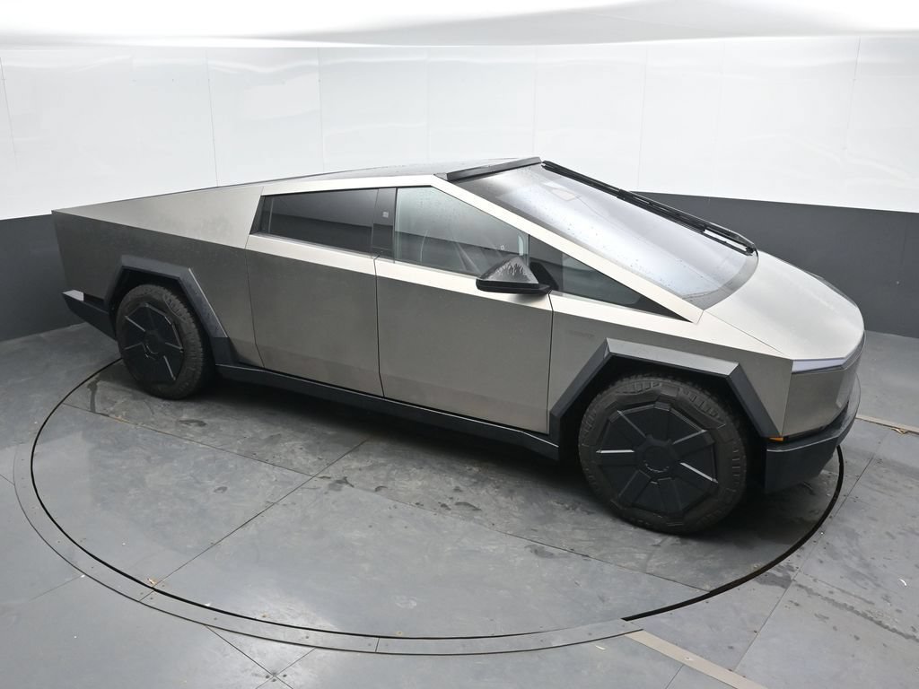 Used 2024 Tesla Cybertruck Cyberbeast AWD/4WD image 32
