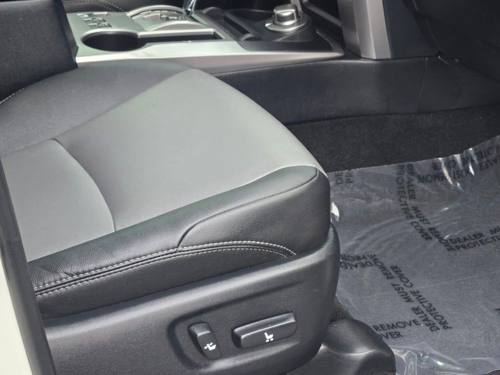 Used 2023 Toyota 4Runner SR5 Premium image 7