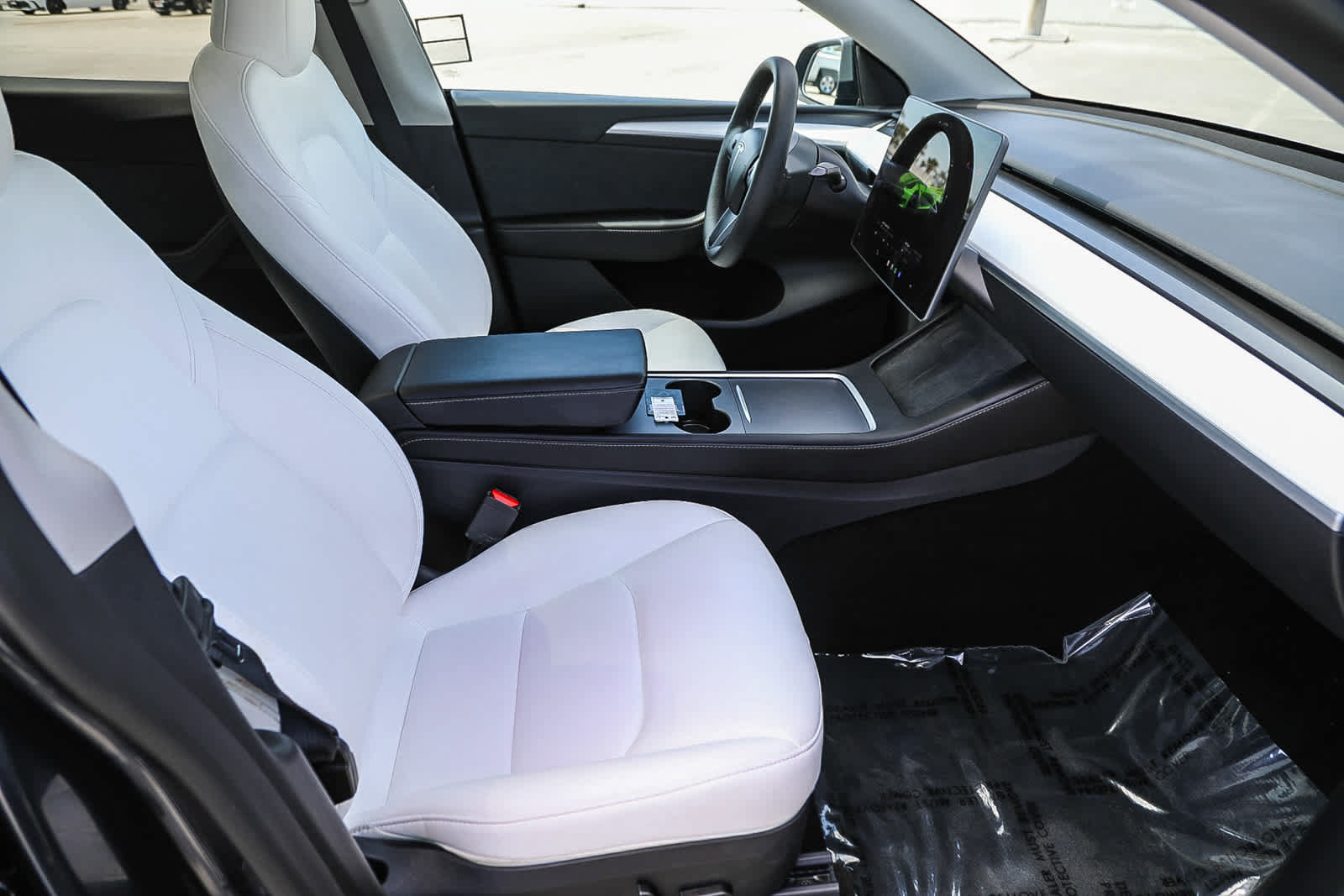 Used 2025 Tesla Model Y Performance AWD/4WD image 16