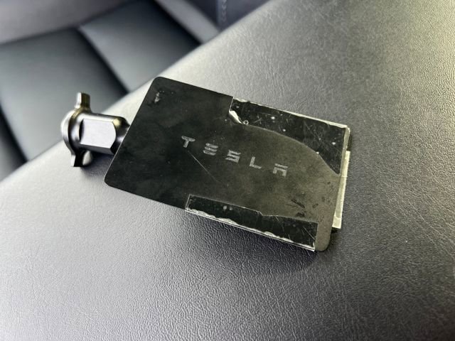 Used 2022 Tesla Model Y Long Range image 31