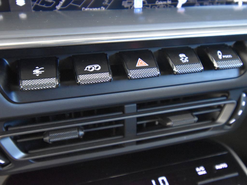 Used 2022 Porsche 911 Turbo S image 36