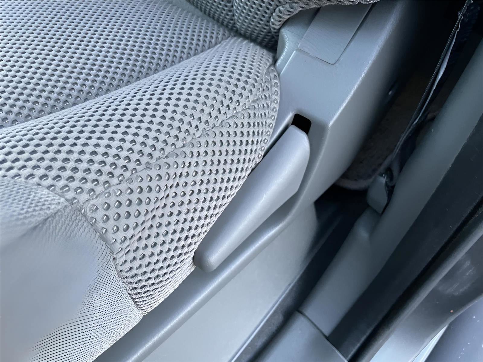 Used 2020 Nissan Frontier SV w/ Midnight Edition Floor Mats image 24