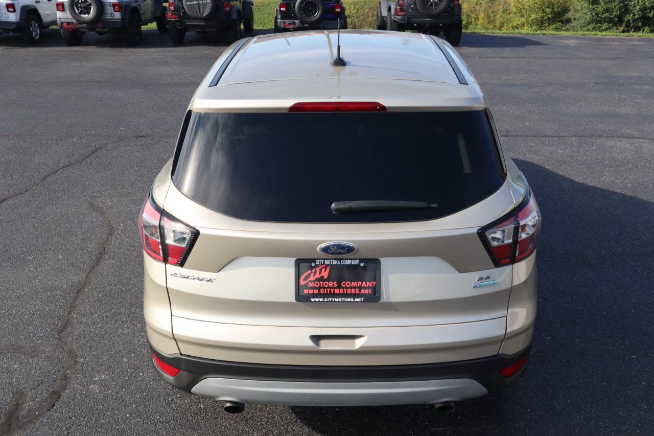 Used 2017 Ford Escape SE FWD image 8