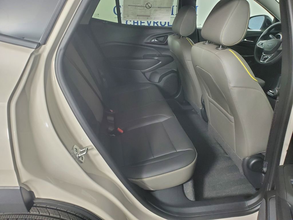 New 2026 Chevrolet Trax ACTIV w/ Driver Confidence Package FWD image 14