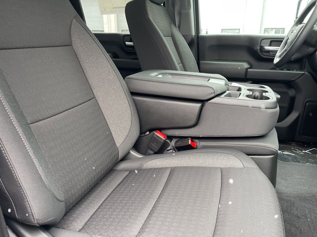 New 2026 Chevrolet Silverado 2500 Custom w/ Custom Value Package image 20