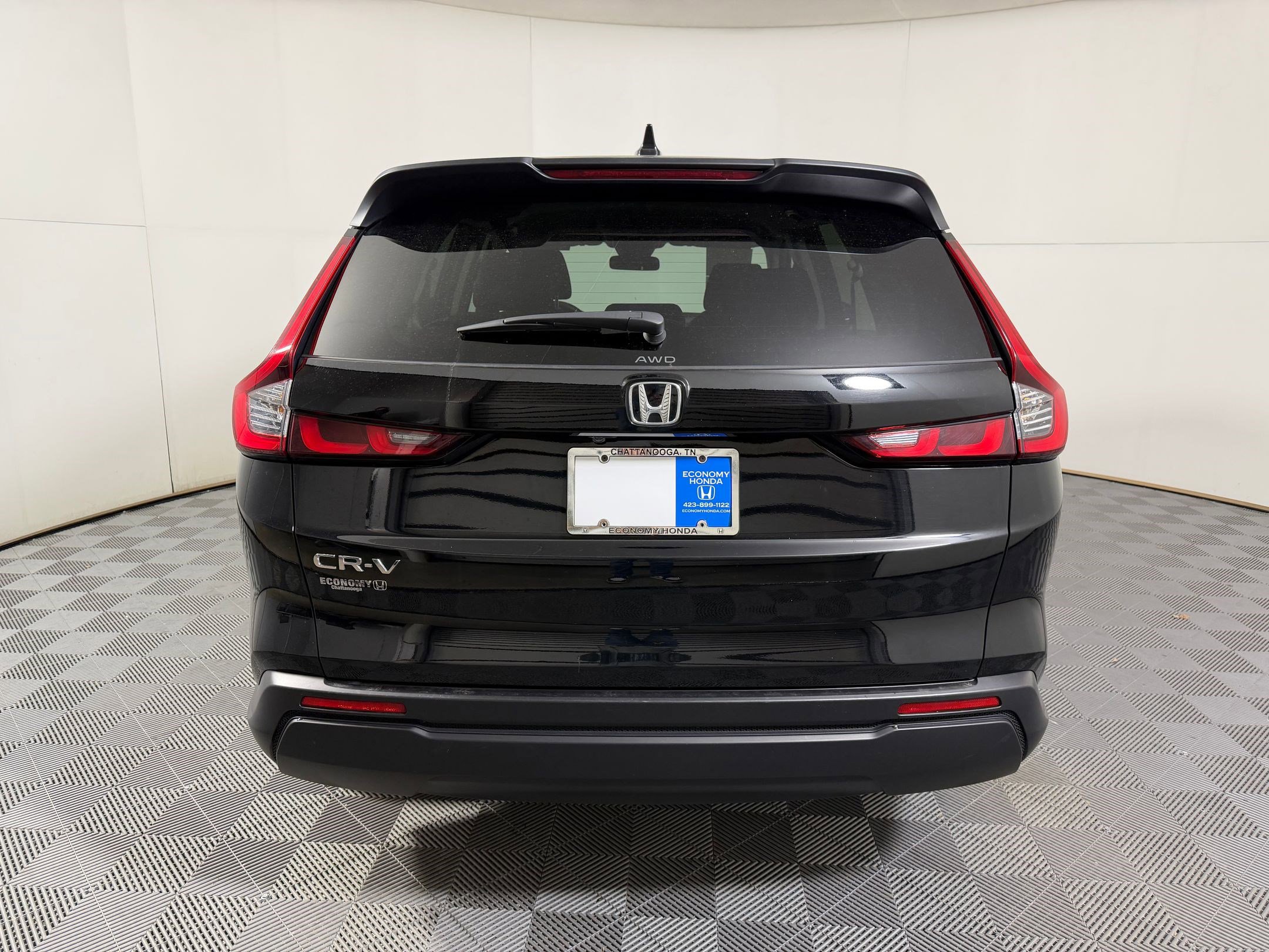 Used 2025 Honda CR-V LX image 9