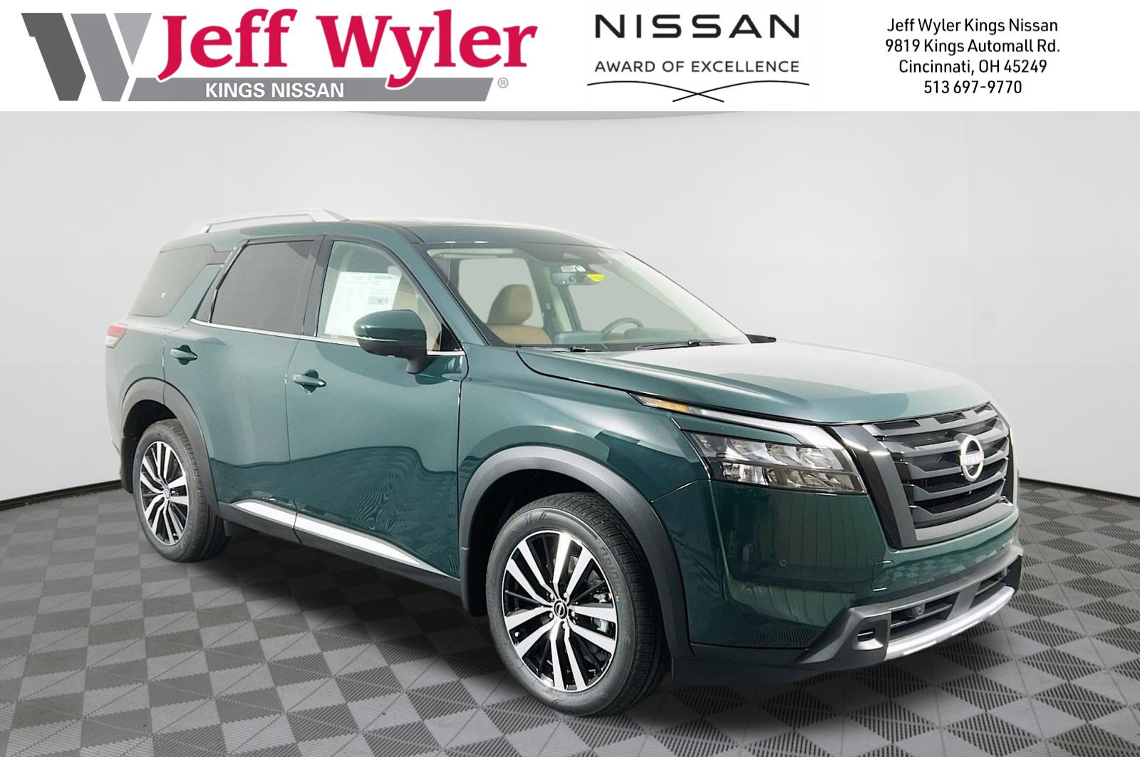 New 2025 Nissan Pathfinder Platinum