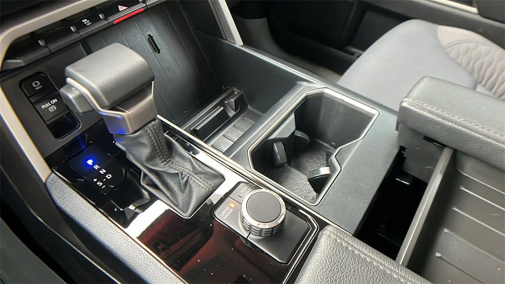 Used 2022 Toyota Tundra SR5 image 28