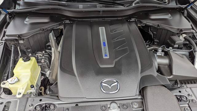 Used 2024 MAZDA CX-90 Plug-In Hybrid w/ Premium Pkg AWD/4WD image 34