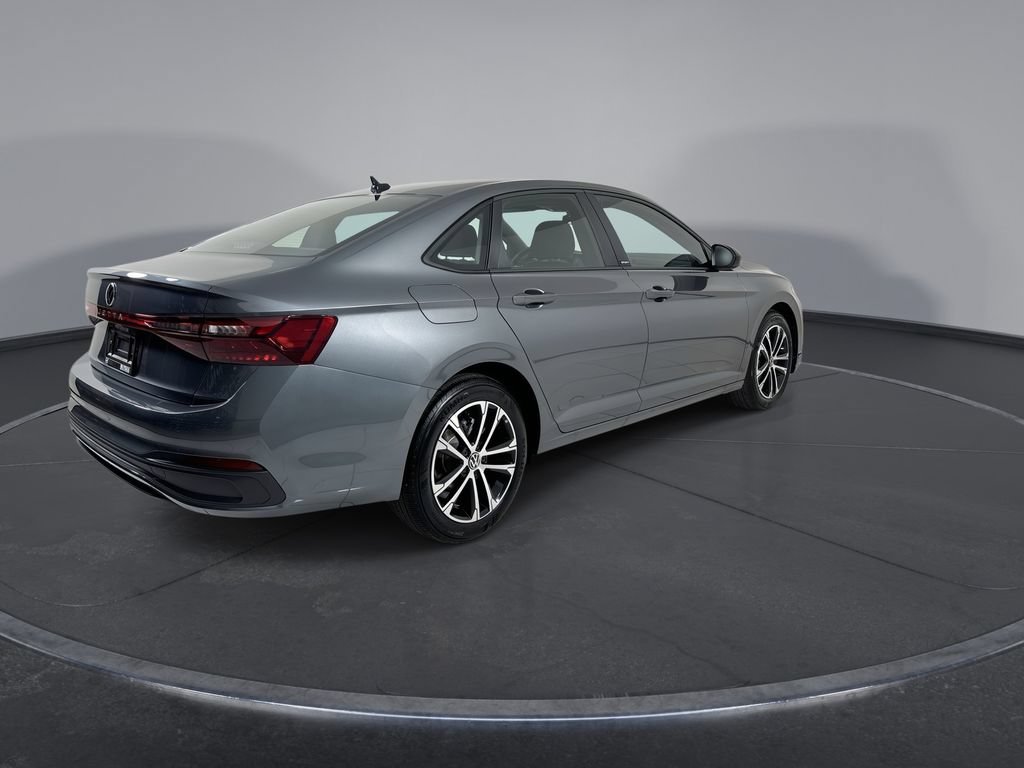 Used 2026 Volkswagen Jetta Sport FWD image 8