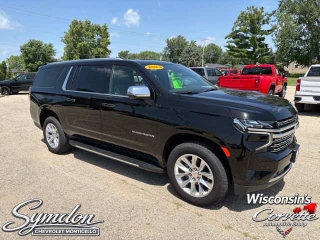 Used 2023 Chevrolet Suburban Premier AWD/4WD image 2