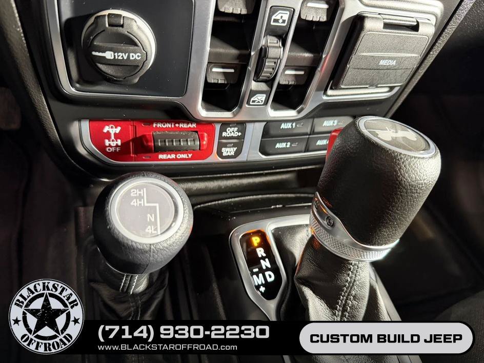 Used 2025 Jeep Wrangler Unlimited Rubicon AWD/4WD image 21
