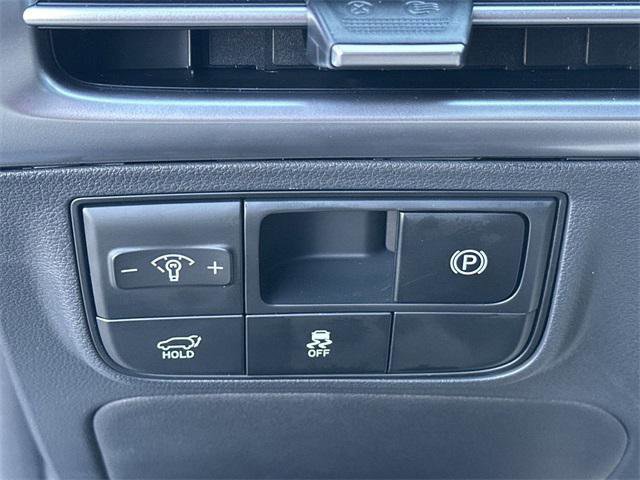 New 2025 Hyundai Tucson Limited image 31