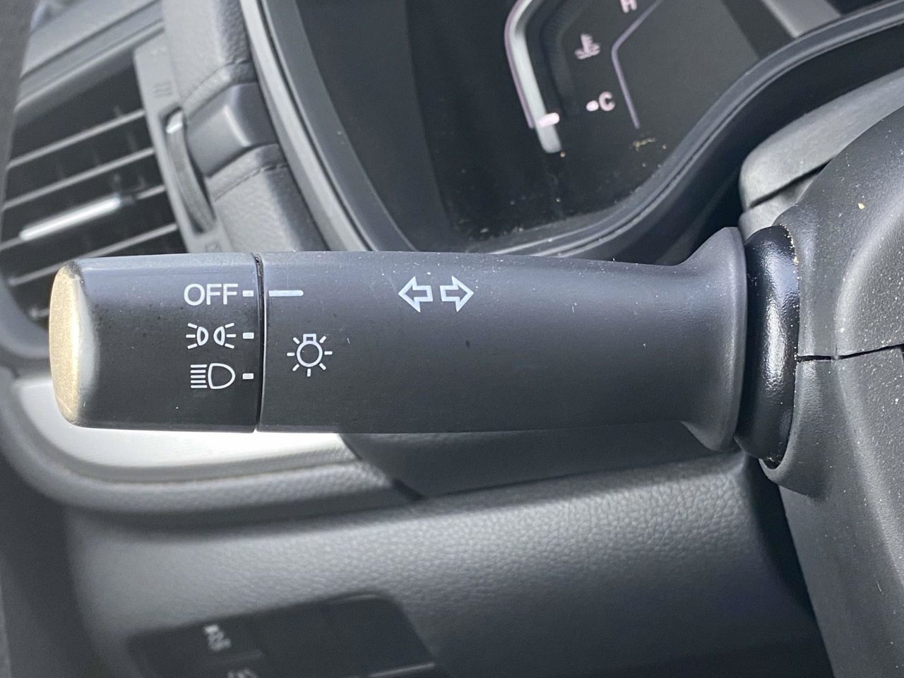 Used 2018 Honda CR-V LX image 32