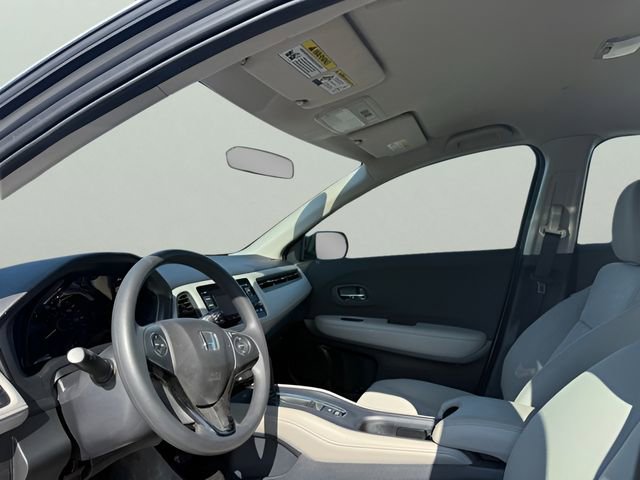 Used 2021 Honda HR-V LX image 12