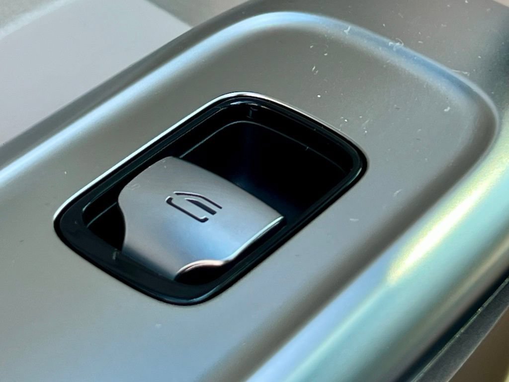 Certified 2023 Mercedes-Benz C 300 4MATIC Sedan image 25
