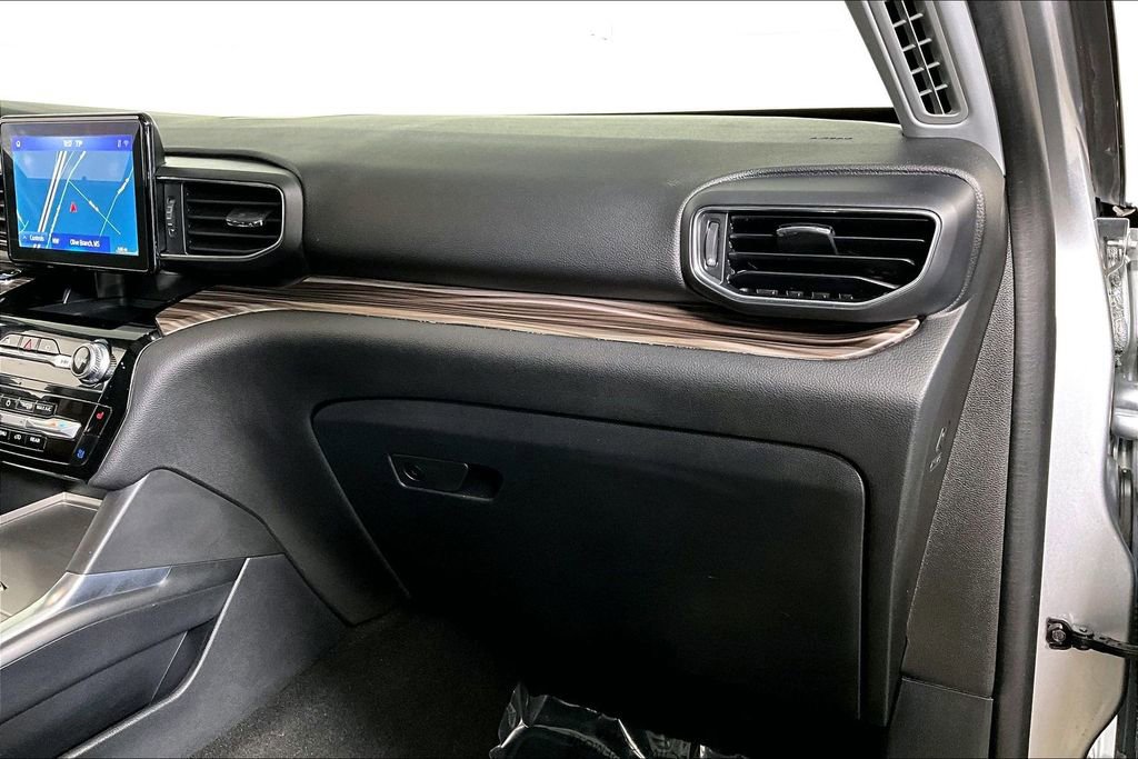 Used 2021 Ford Explorer Limited w/ Equipment Group 301A image 16