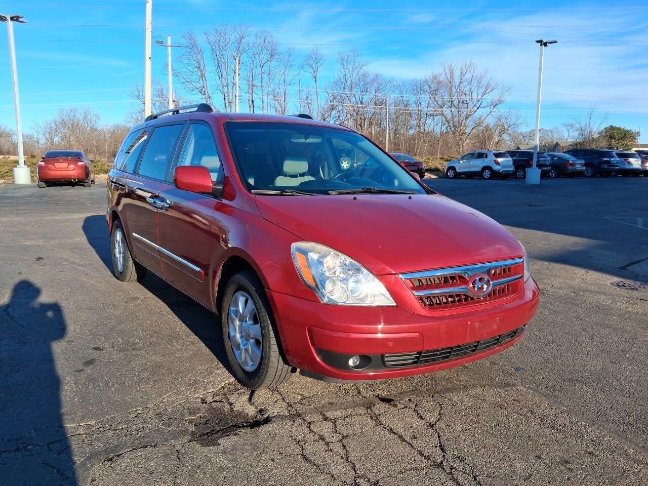 Used 2007 Hyundai Entourage Limited image 3