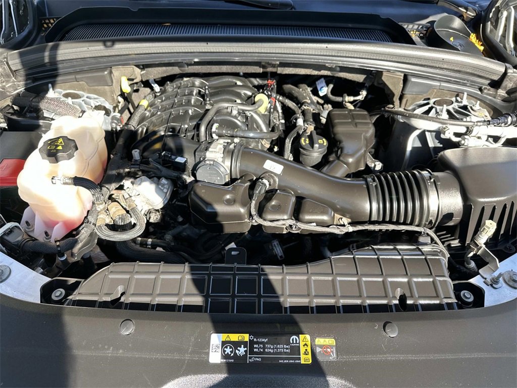 Used 2024 Jeep Grand Cherokee L Limited w/ Luxury Tech Group II image 10