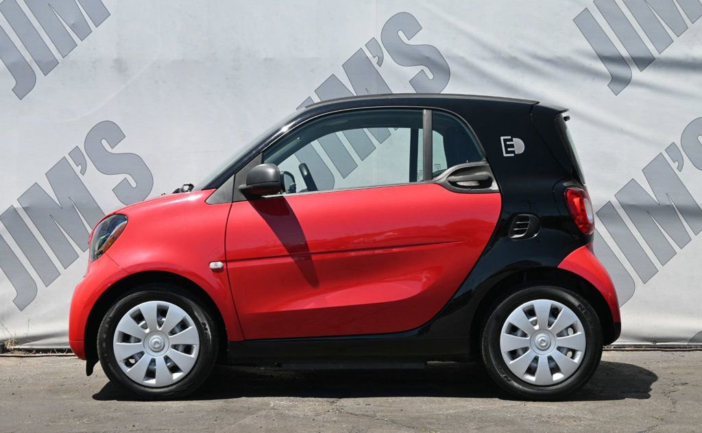 Used 2017 smart fortwo electric drive image 6