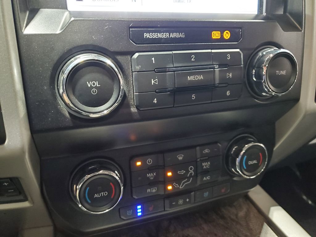 Used 2019 Ford F250 Lariat w/ Lariat Ultimate Package image 34