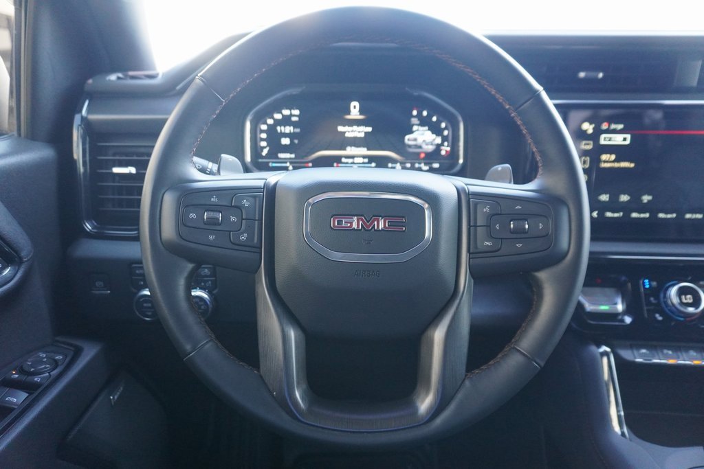 Used 2024 GMC Sierra 1500 AT4 w/ Technology Package image 9