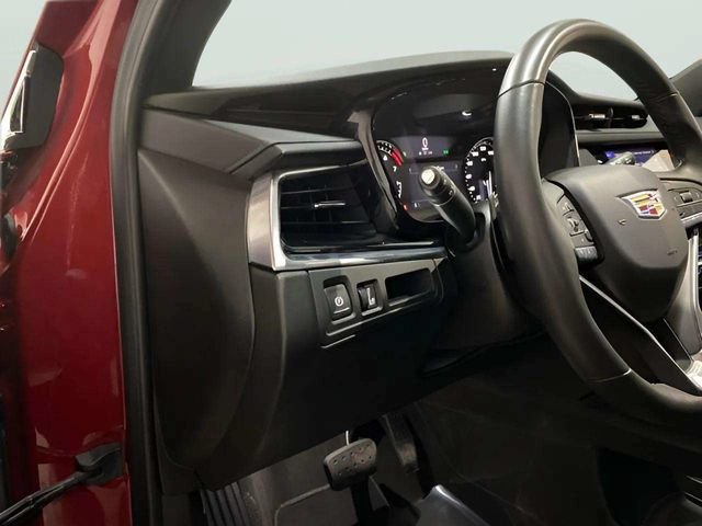 Used 2024 Cadillac XT6 Luxury AWD/4WD image 17