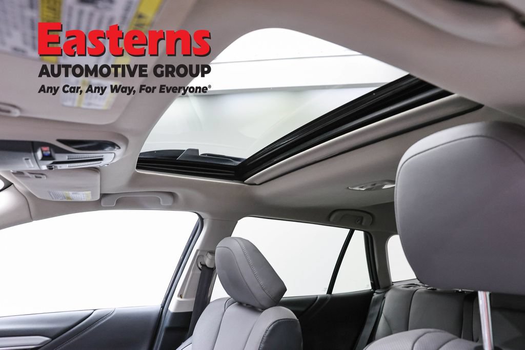 Used 2023 Subaru Outback Limited AWD/4WD image 36
