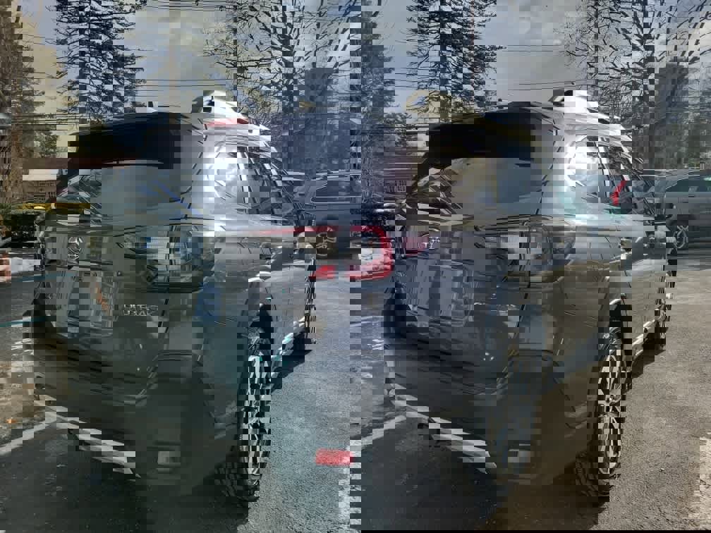 Used 2023 Subaru Outback Limited image 3