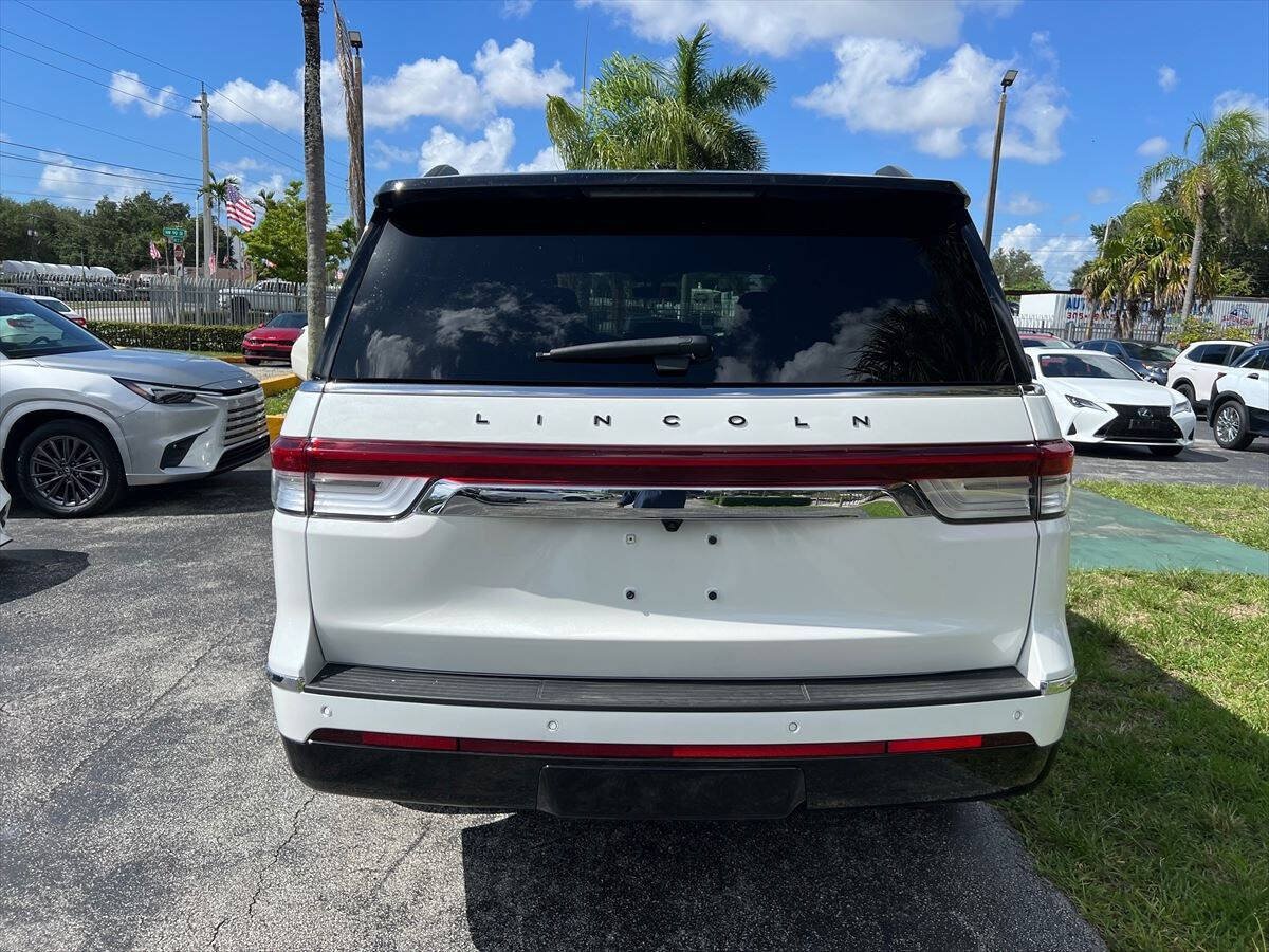 Used 2022 Lincoln Navigator Black Label AWD/4WD image 6
