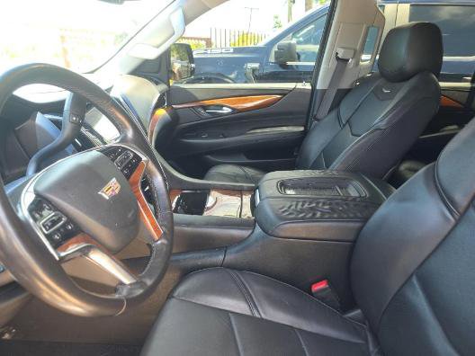 Used 2016 Cadillac Escalade Premium AWD/4WD image 4