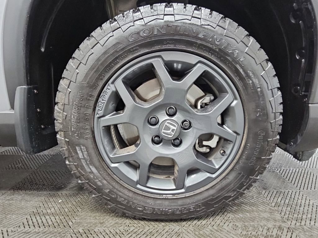 Used 2025 Honda Pilot TrailSport image 46