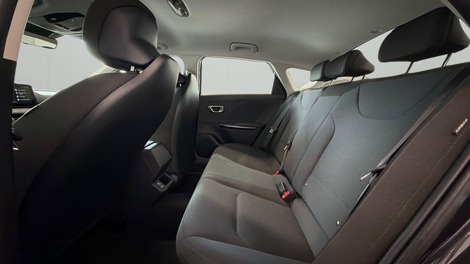 New 2026 Kia K4 FWD image 11
