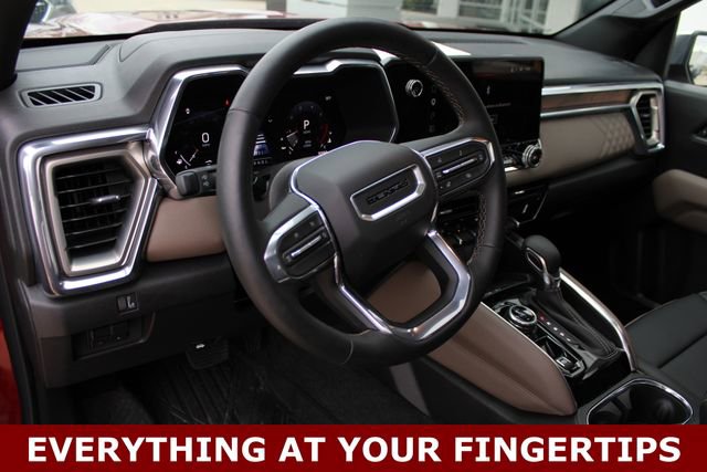 Used 2026 GMC Canyon Denali image 3