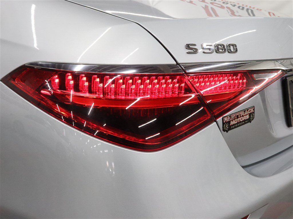 Used 2021 Mercedes-Benz S 580 4MATIC Sedan image 12