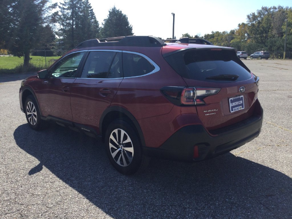 Used 2022 Subaru Outback Premium AWD/4WD image 5