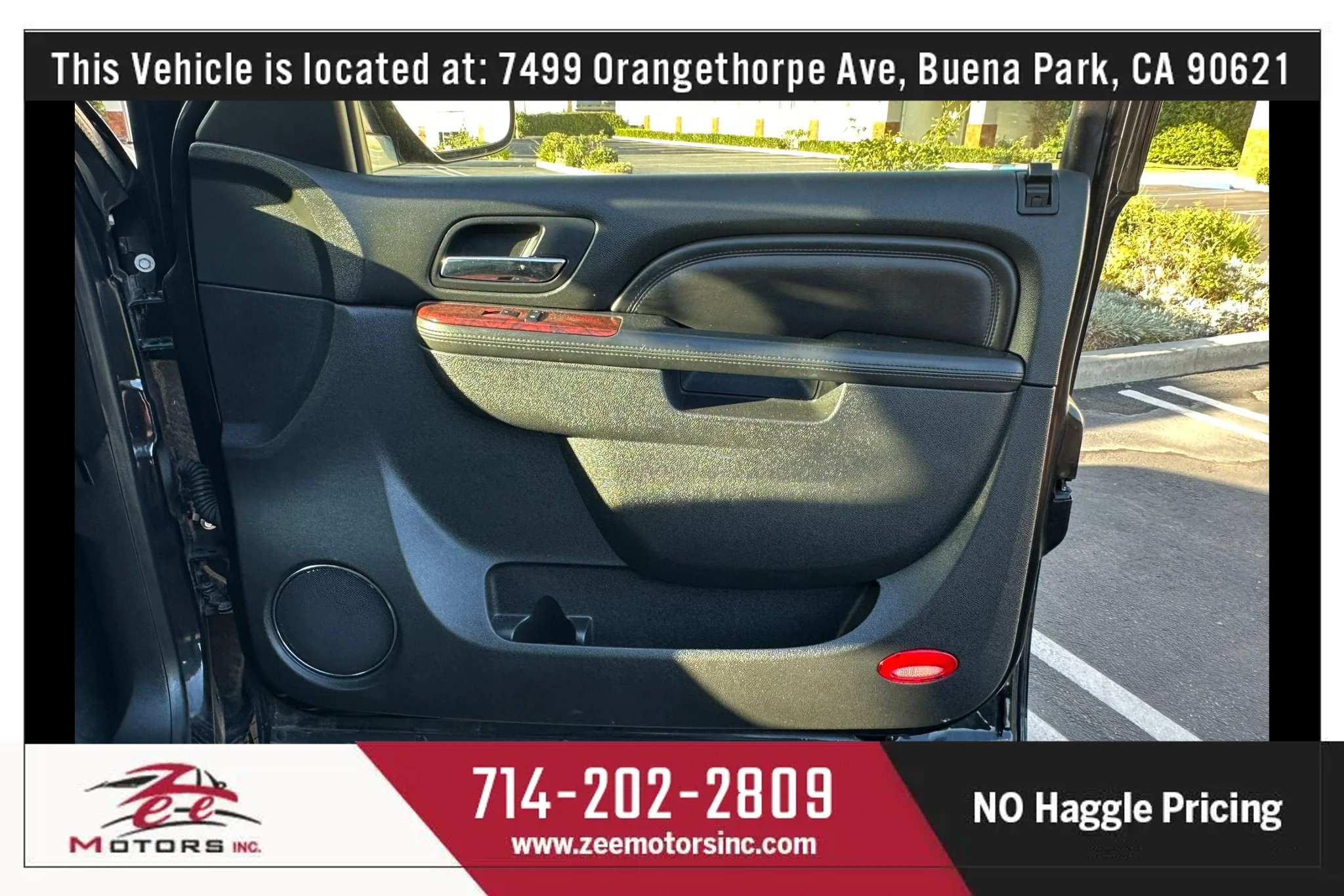 Used 2013 Cadillac Escalade Premium AWD/4WD image 23