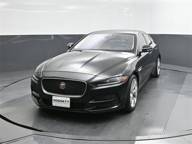 Used 2020 Jaguar XE S image 30