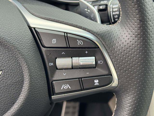 Used 2023 Genesis G70 2.0T w/ Sport Prestige Package image 19