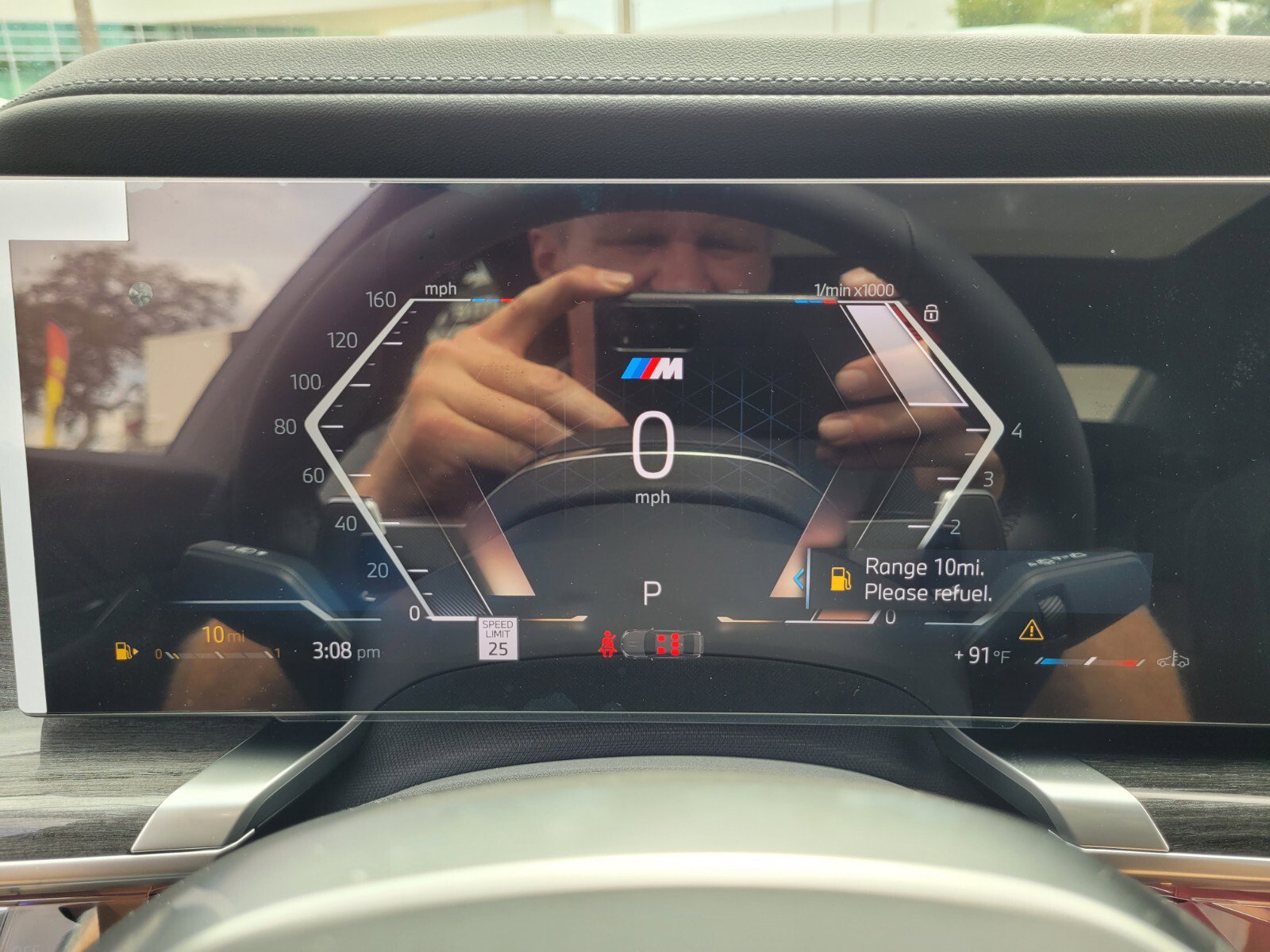 Used 2026 BMW 760i xDrive w/ Executive Package image 29